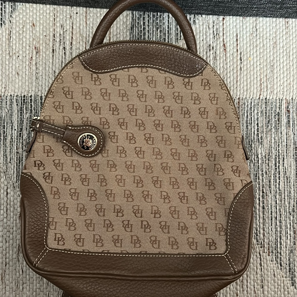 Vintage Dooney & Bourke Brown logo Backpack in near perfect original condition